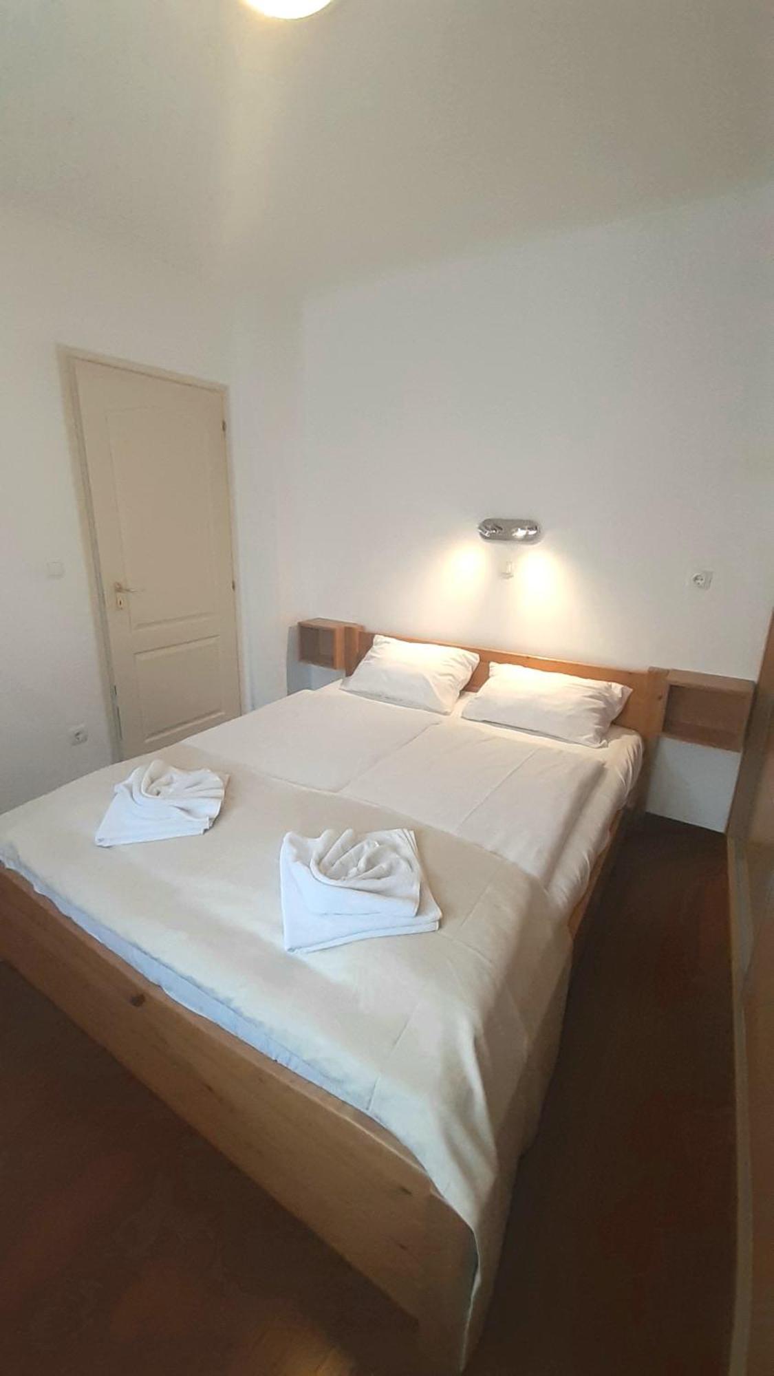 Mary Apartmanhaz Hévíz Buitenkant foto