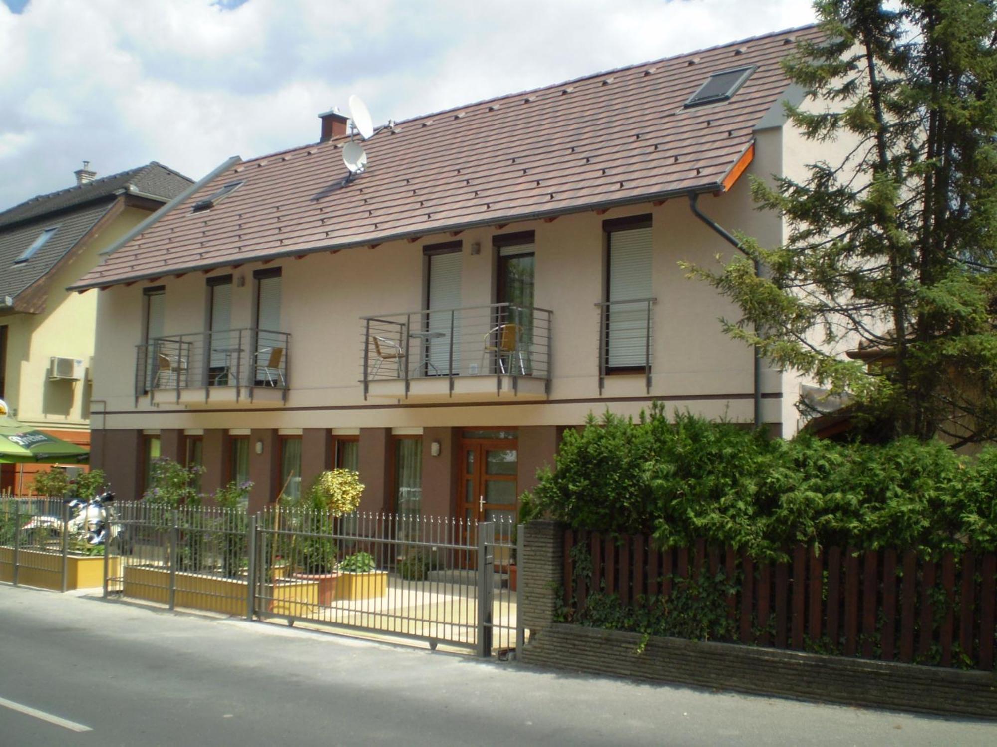 Mary Apartmanhaz Hévíz Buitenkant foto