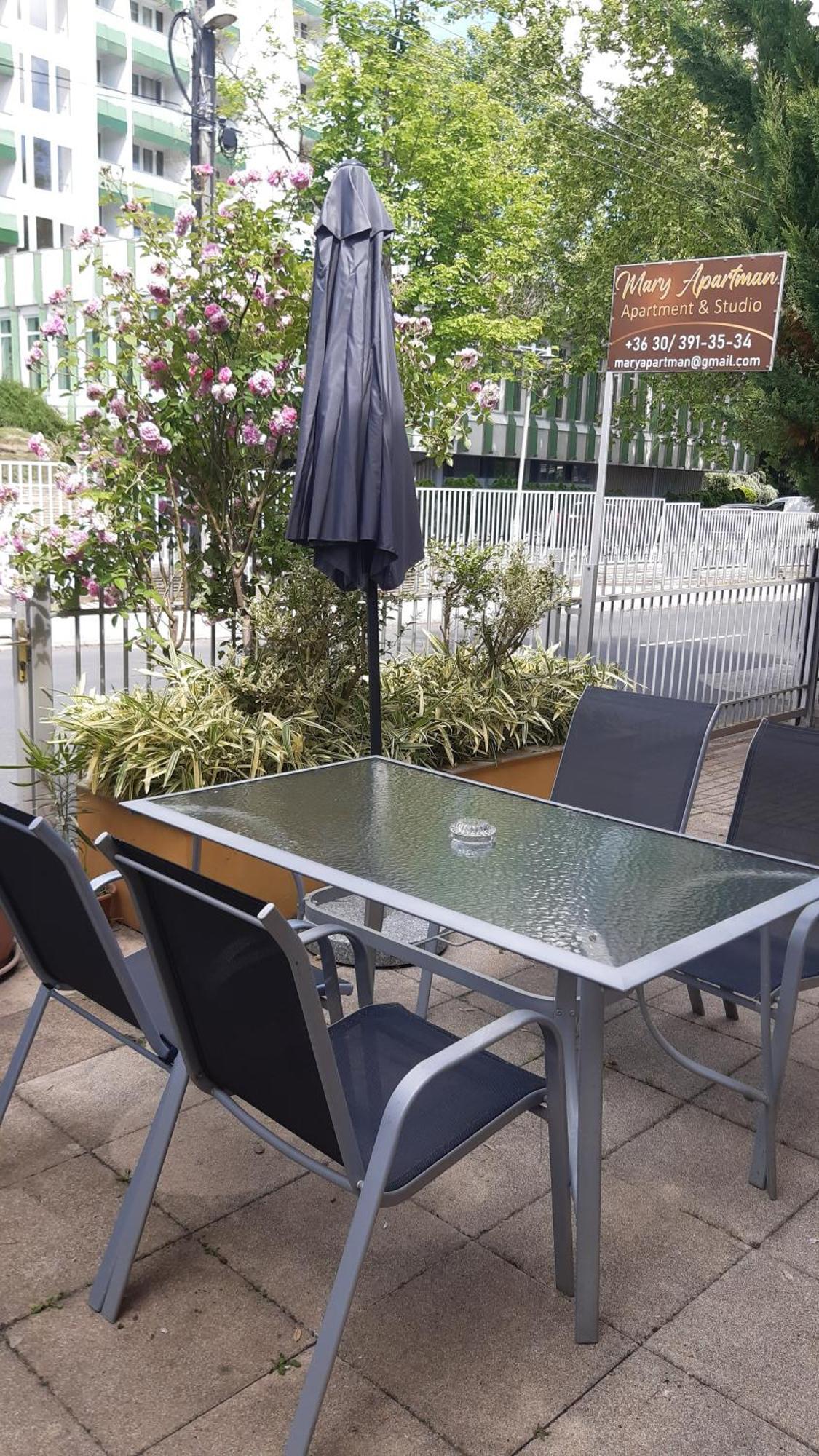 Mary Apartmanhaz Hévíz Buitenkant foto