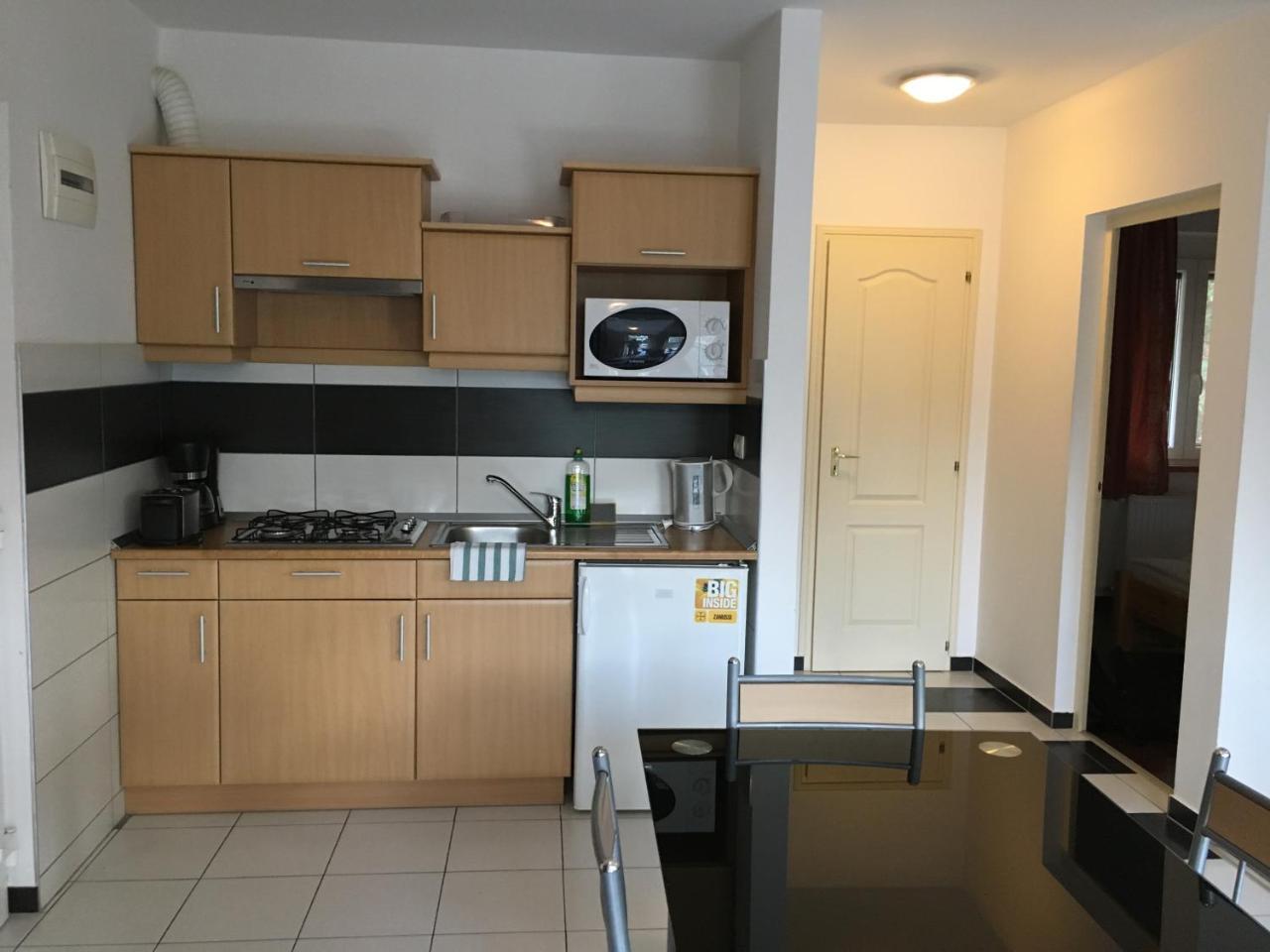 Mary Apartmanhaz Hévíz Buitenkant foto