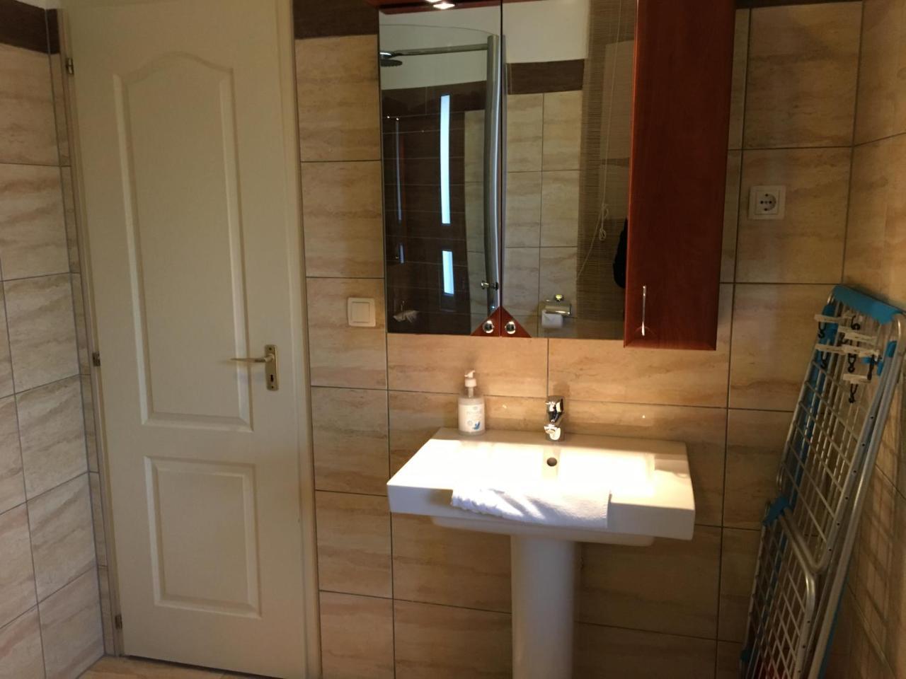 Mary Apartmanhaz Hévíz Buitenkant foto