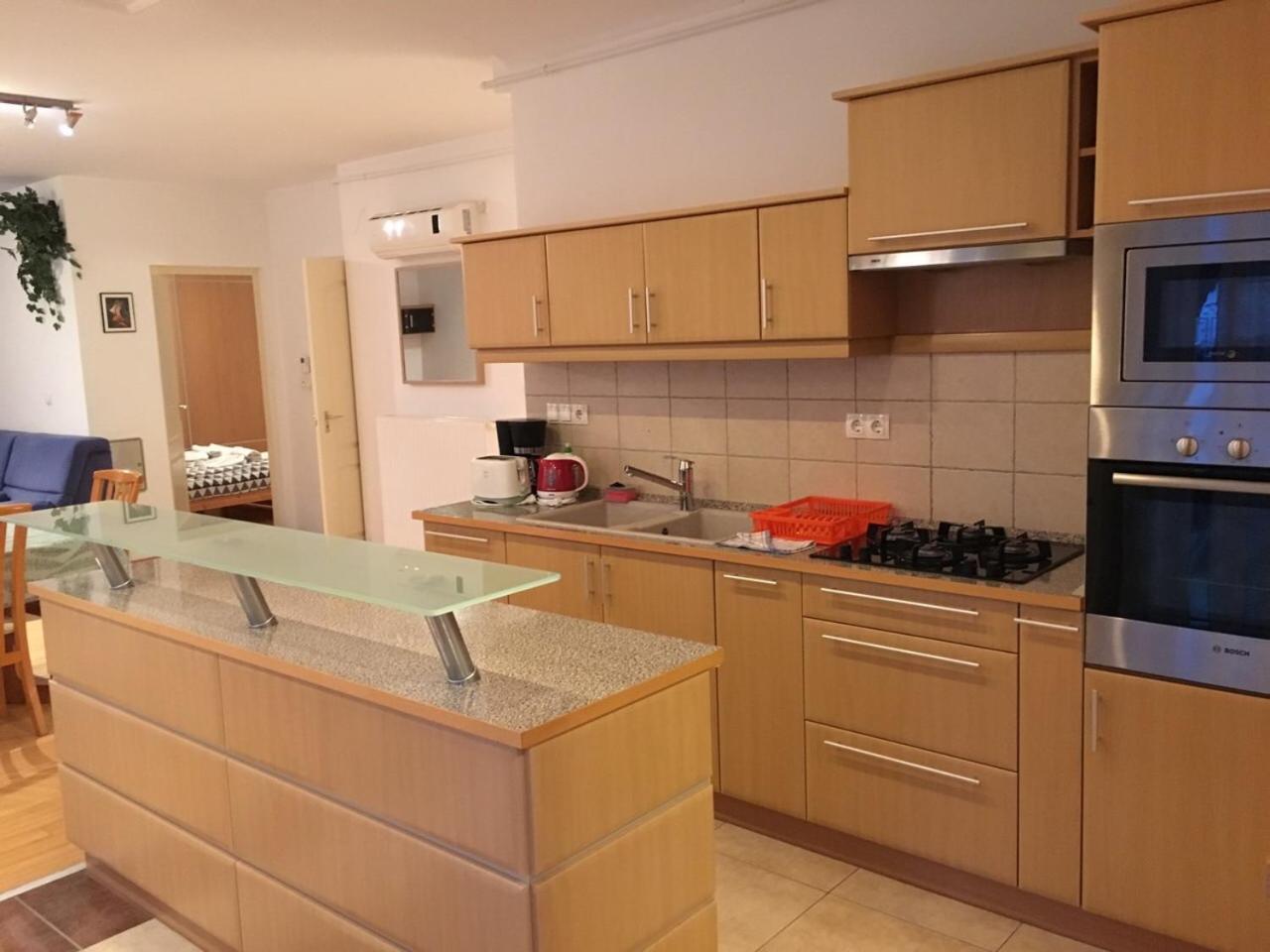 Mary Apartmanhaz Hévíz Buitenkant foto